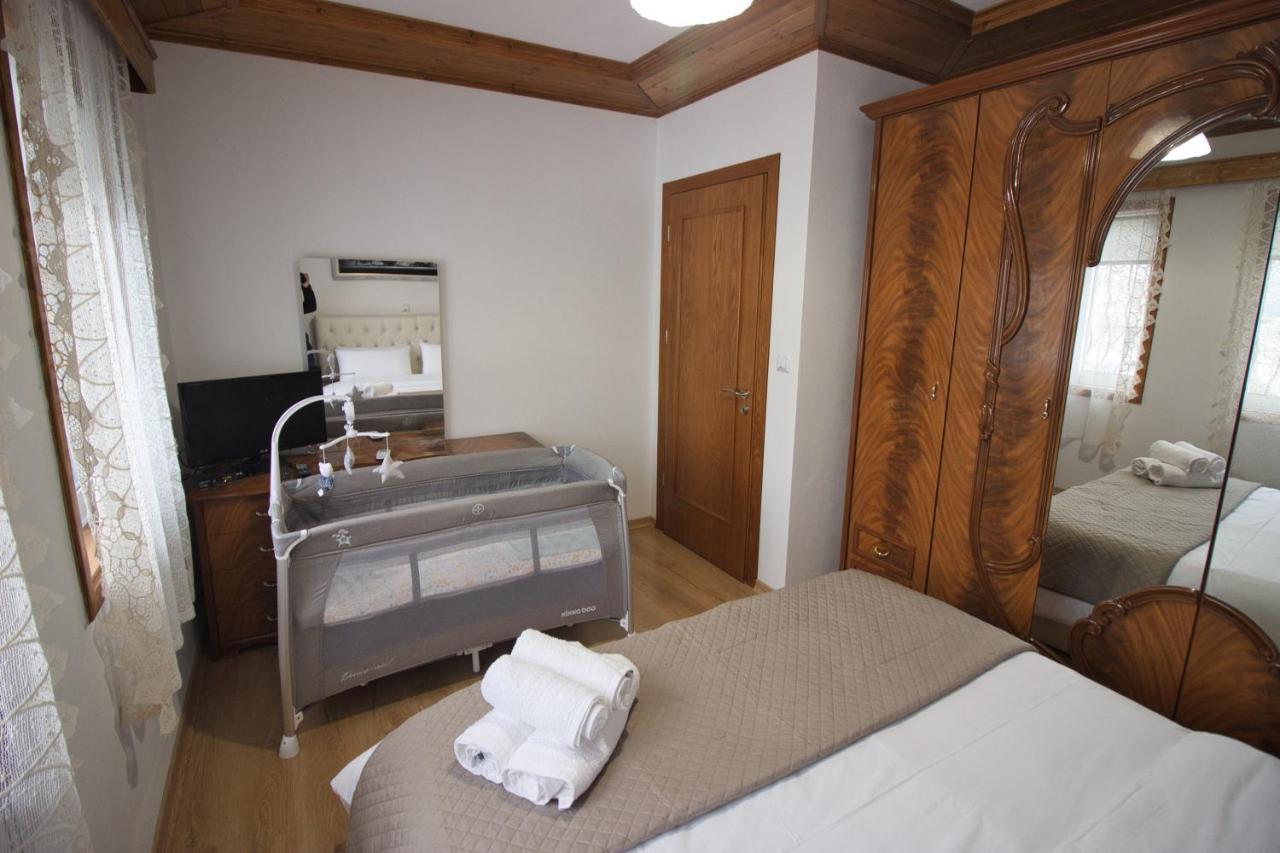 GjirokastërEmblematic House 3公寓 外观 照片