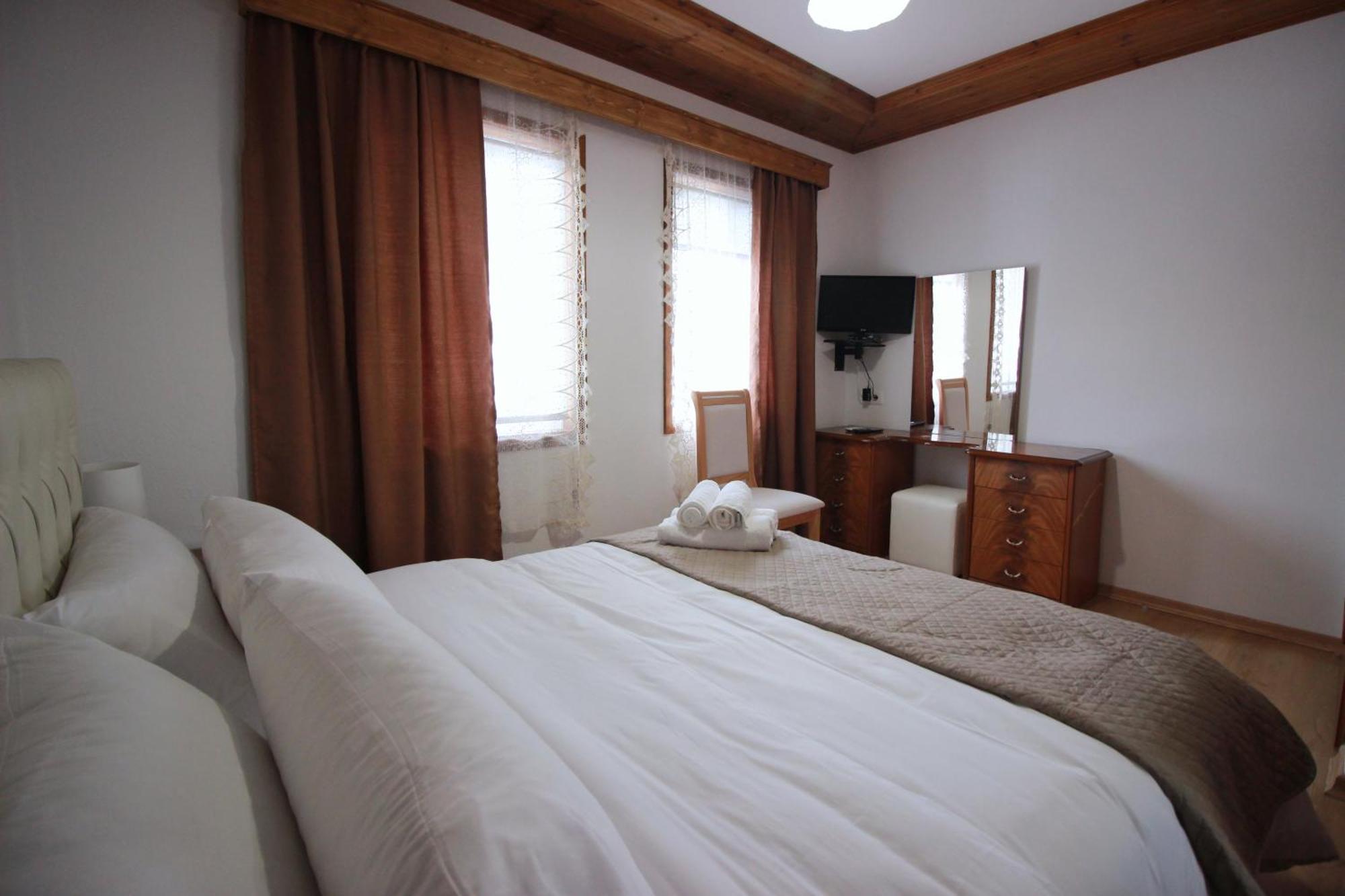 GjirokastërEmblematic House 3公寓 外观 照片